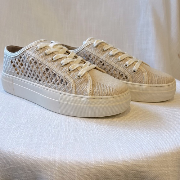 COUNTRY ROAD Woven Lace Up Platform Shoes Ladies size 6 - Picture 3 of 7